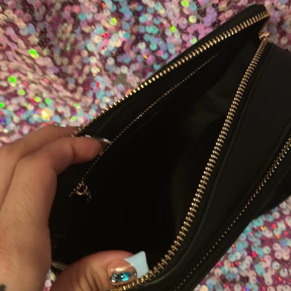 Black and Gold Valentino Orlandi Crossbody Bag - Picture 9 of 9